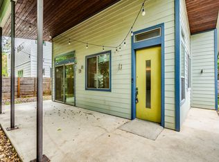1404 Singleton Ave #B, Austin, TX 78702