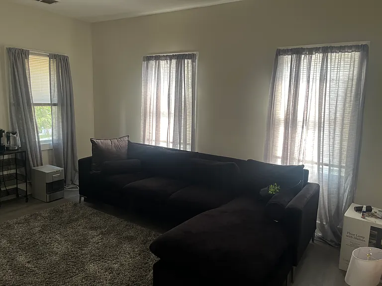 233 Valley St — Photo 18