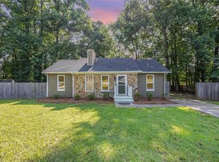 1302 Haverhill Dr, Greensboro, NC 27405