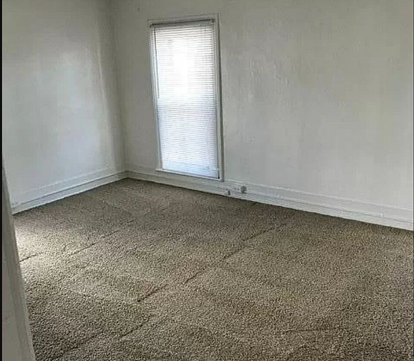 2nd image of 316 Fulton St #B
