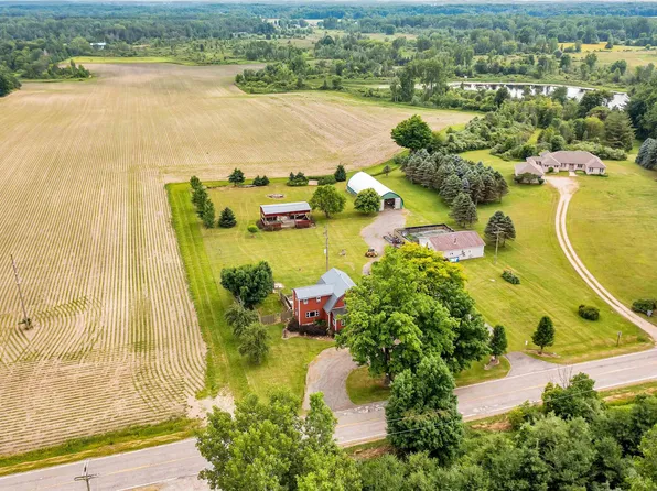5588 Lum Rd, Attica, MI 48412