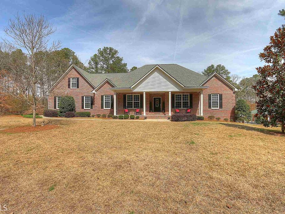 1st image of 4979 Skyline Dr #8