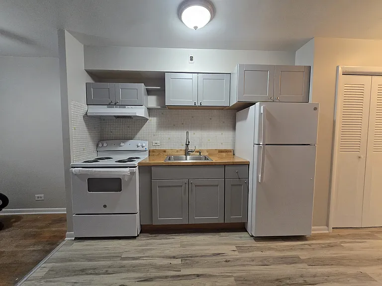 7201 W Wellington Ave #3G — Photo 3