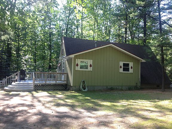 Side view and deck on back