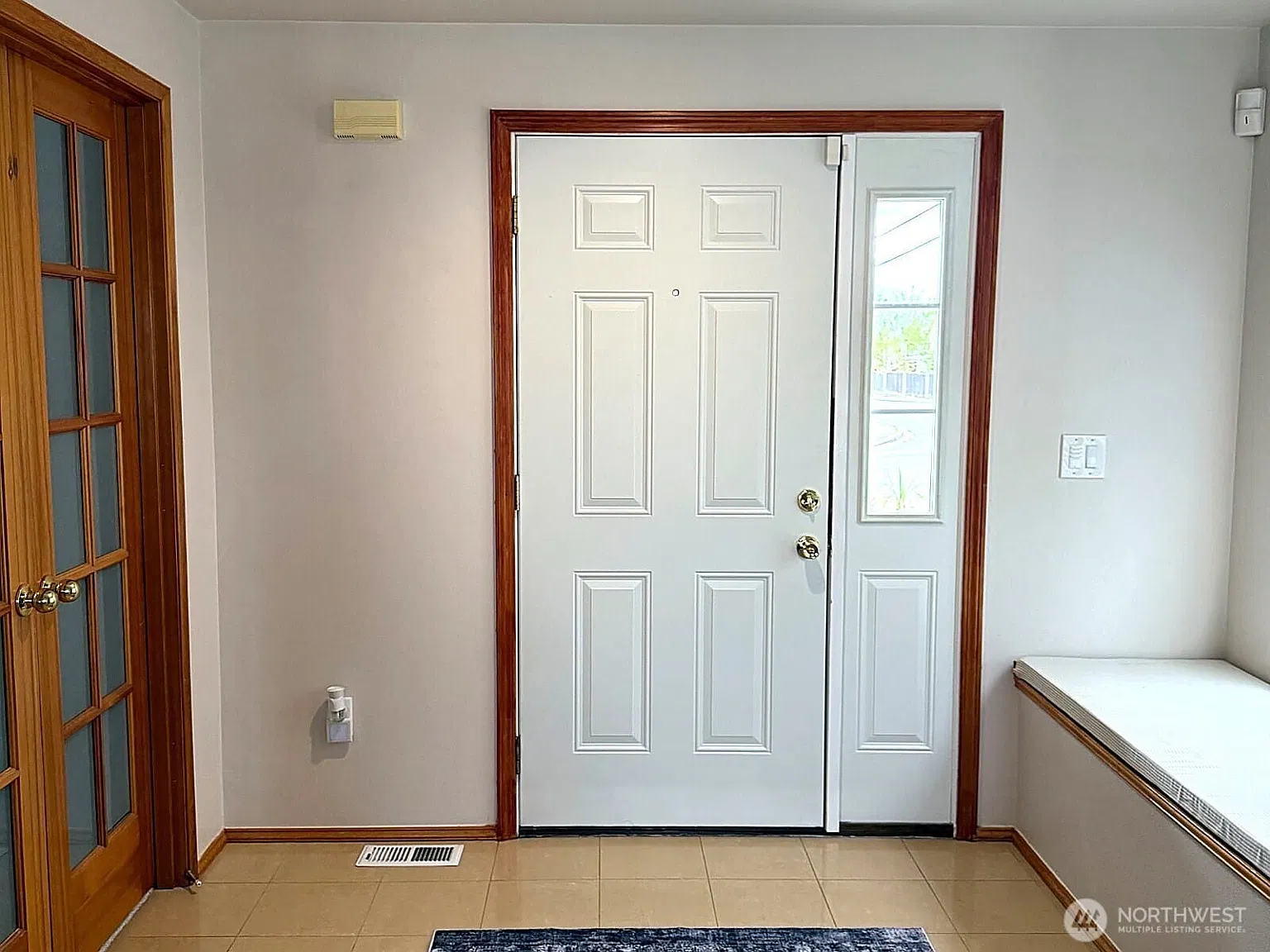 4 bed, 2.5 bath, 1770 sqft, $3,800 — Photo 3