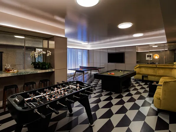 40 East End Avenue image 16 of 18