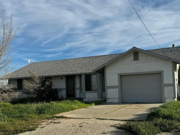 5902 Margaritha Ln, Rosamond, CA 93560