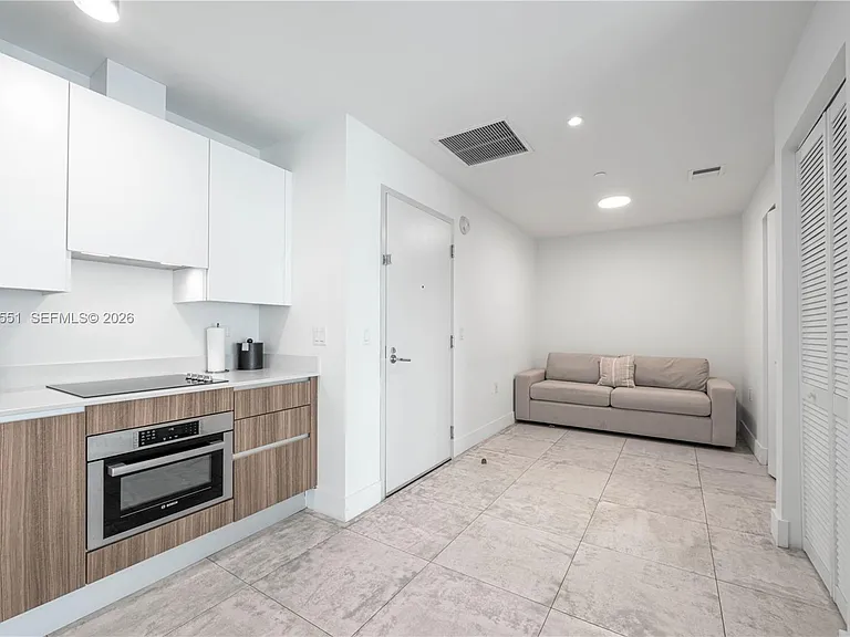 239 SW 9th St #2103 — Photo 10