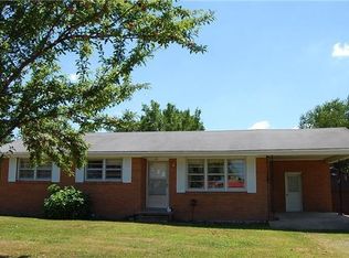 154 Maple Ter, Lafayette, TN 37083