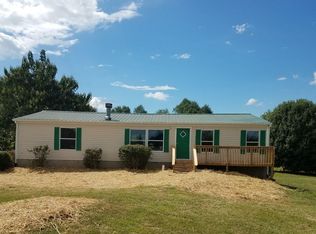 3828 Atkins Rd, Cedar Hill, TN 37032