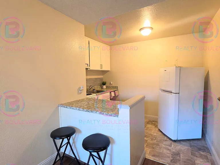 2450 Lymbery St #129 — Photo 3