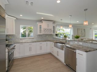 2220 NE 49th St, Lighthouse Pt, FL 33064