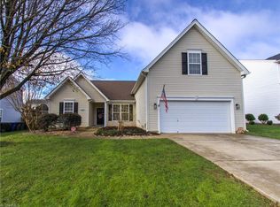 6024 Parkside Cir, Winston Salem, NC 27107