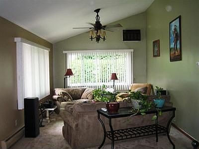 3rd image of 5275 Berkshire Dr