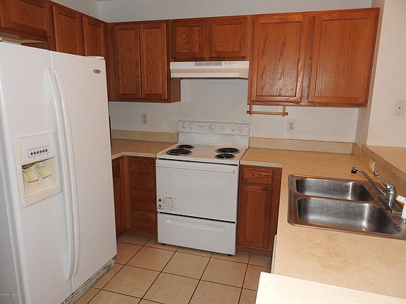 5th image of 3995 Almeida Ct APT 104