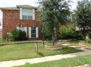1256 Logan Dr, Lewisville, TX 75077
