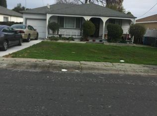 324 Wisteria Dr, East Palo Alto, CA 94303