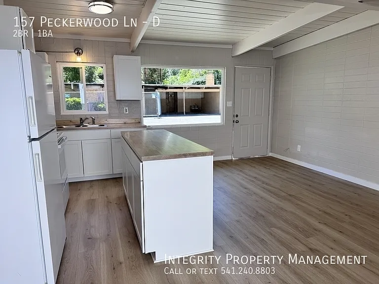 157 Peckerwood Ln #D — Photo 8