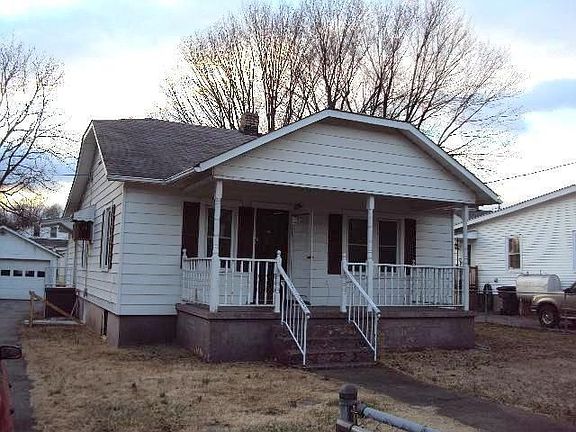 5th image of 4226 Palmer Ave NE