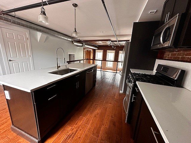 1st image of 9 1st St #1