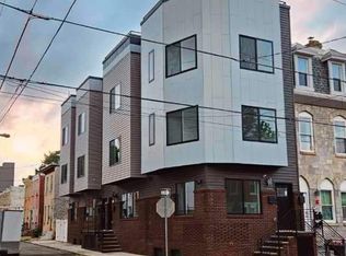 622 N 35th St FLOOR 3, Philadelphia, PA 19104