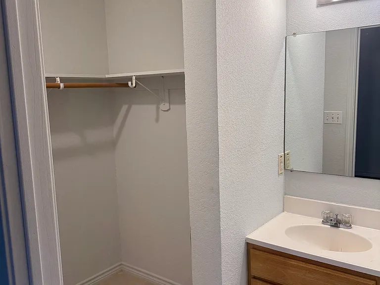 1104 S Terrace St #A — Photo 15