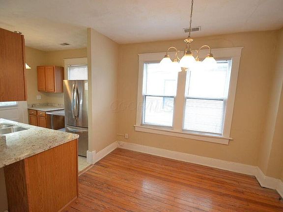 3rd image of 984.5 Hunter Ave #9845