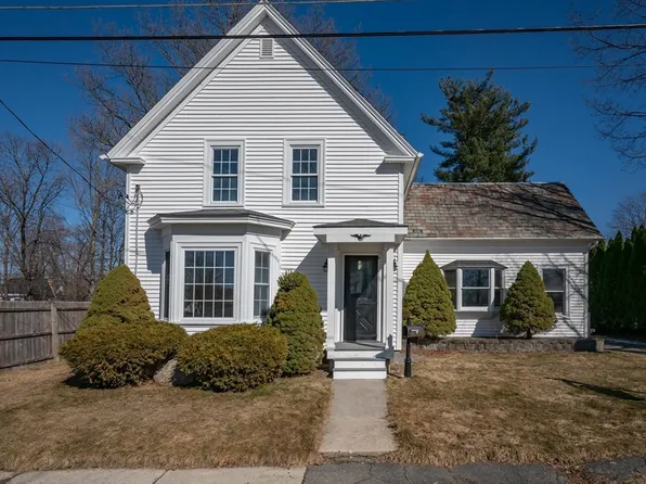 32 Burnap St, Fitchburg, MA 01420