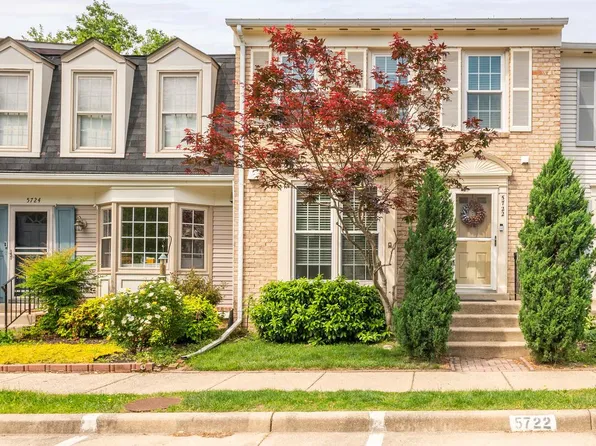 5722 Lofthill Ct, Alexandria, VA 22303