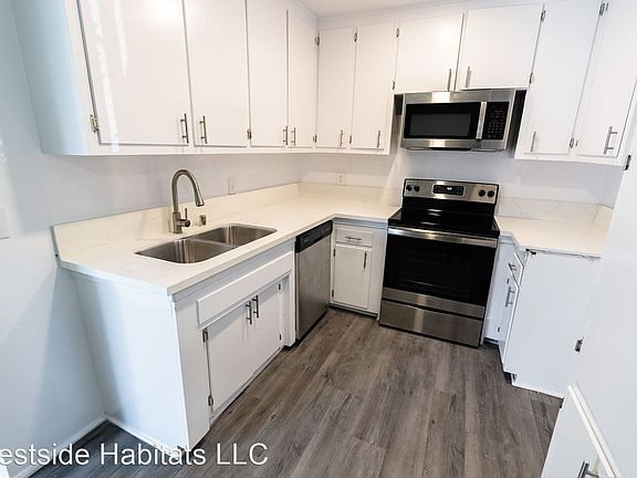 5th image of 4950 Coldwater Canyon Ave APT 27