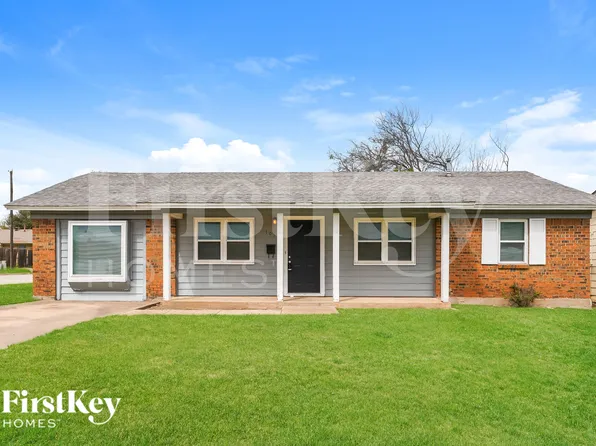 701 E Mission St, Crowley, TX 76036