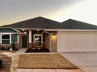 18229 Autumn Grove Dr, Edmond, OK 73012