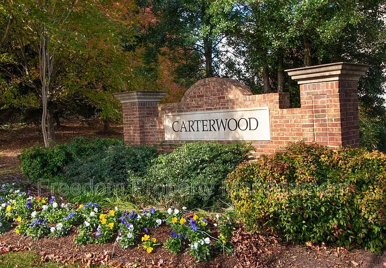 6758 Sutton Oaks Way — Photo 13