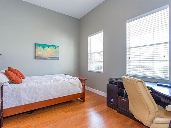 5th image of 451 Venetian Villa Dr