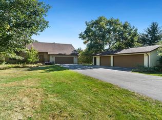 8723 N Hedge Rd, Byron, IL 61010