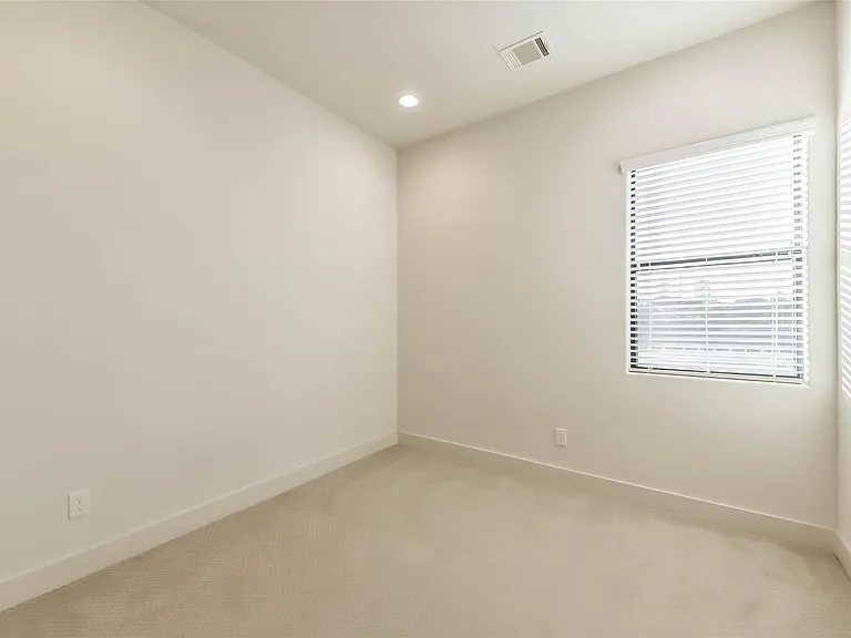 3206 N Macgregor Way #A — Photo 23