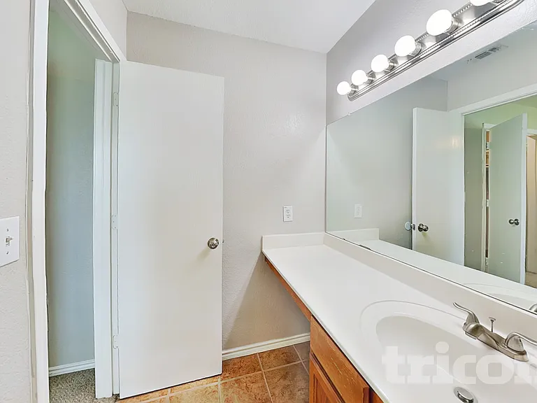 11222 Dublin Ldg — Photo 10