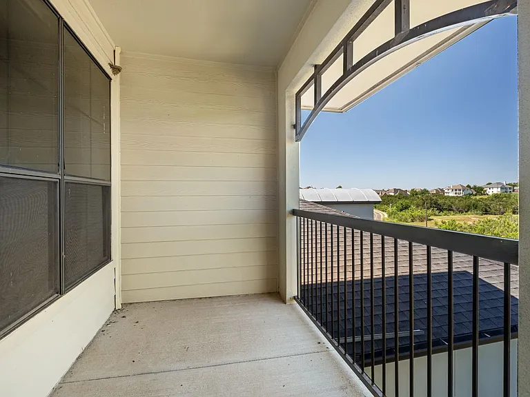 7701 Rialto Blvd #637 — Photo 19