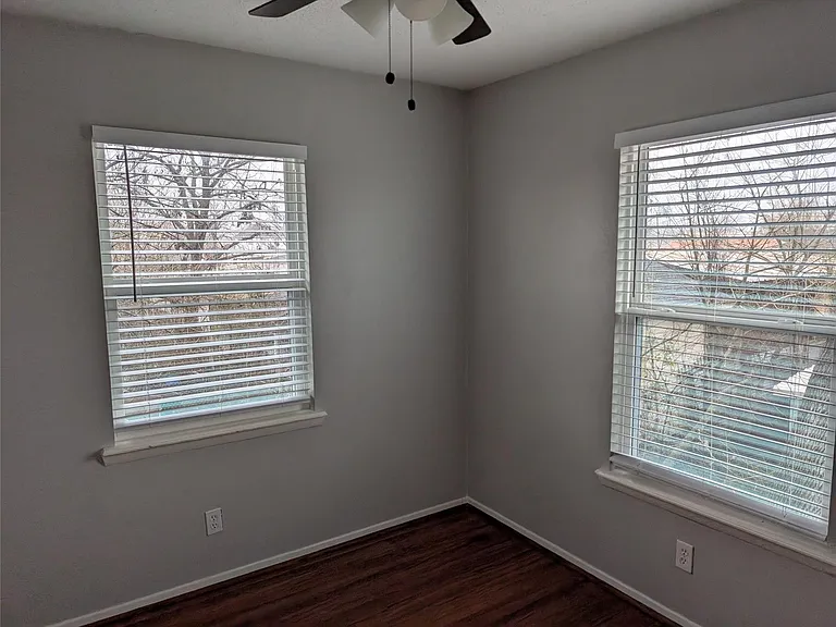 2513 Kowis St #B — Photo 6