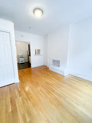 Rented by Urban Real Estate Inc | media 39