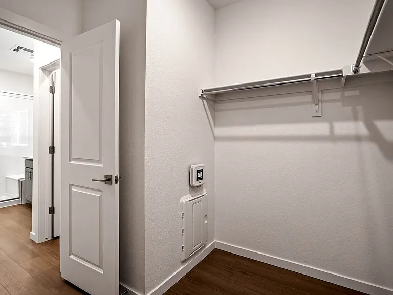 2232 Arikaree Hts #307 — Photo 32