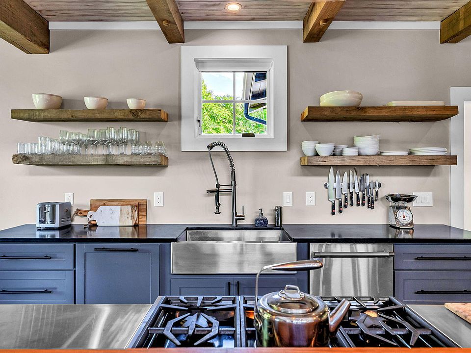 28th image of this home