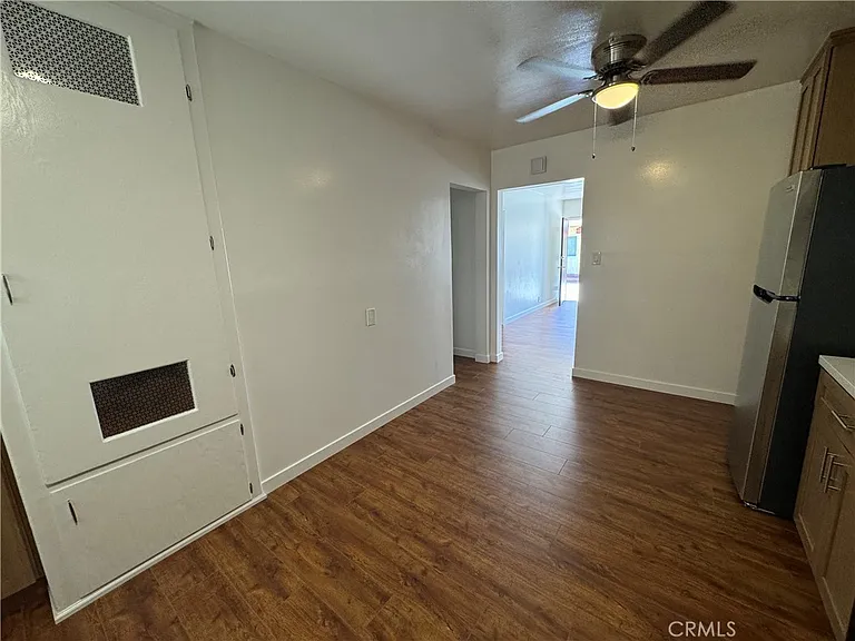15226 Normandie Ave #B — Photo 9