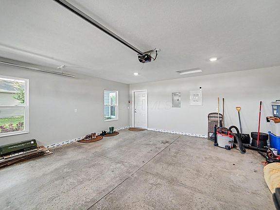 4th image of 1547 Arrow Dr
