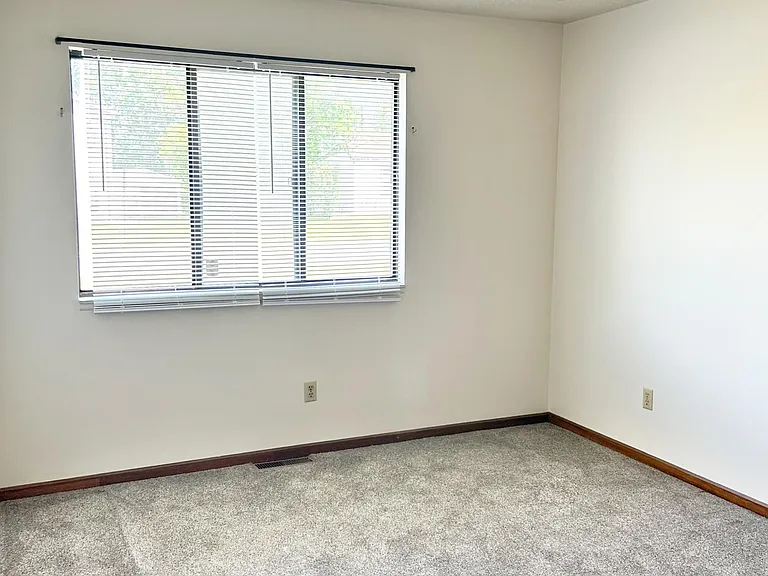 607 Myron St #4 — Photo 7