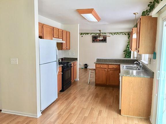 4th image of 2106 Aspen Dr