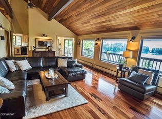107 Jamestown Dr, Sitka, AK 99835
