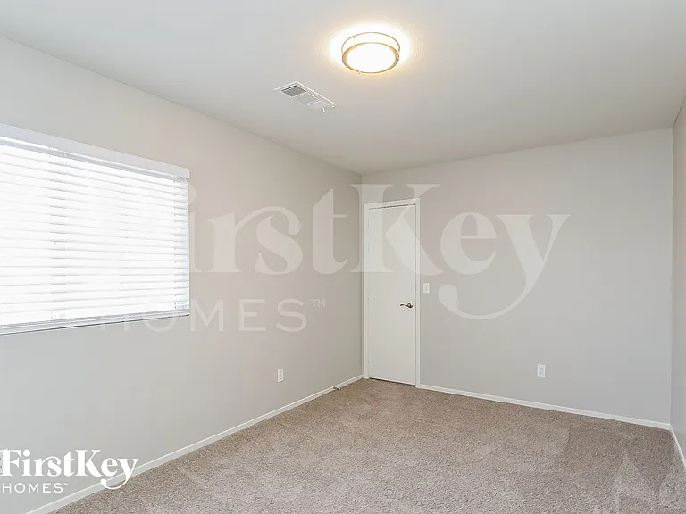 10174 Pennyroyal St — Photo 10