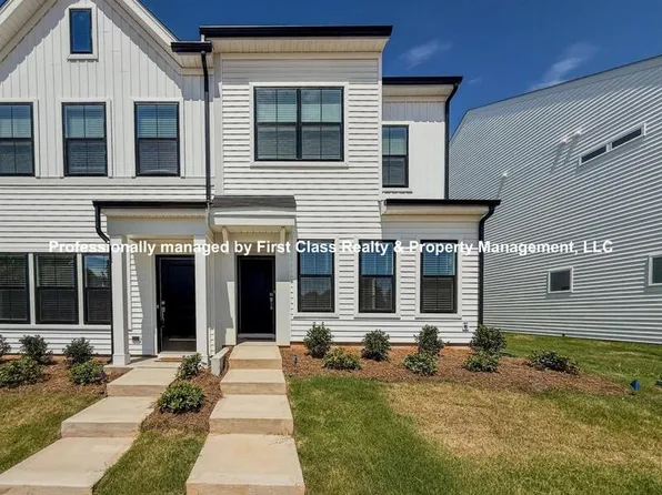 6518 Harlech St, Charlotte, NC 28269