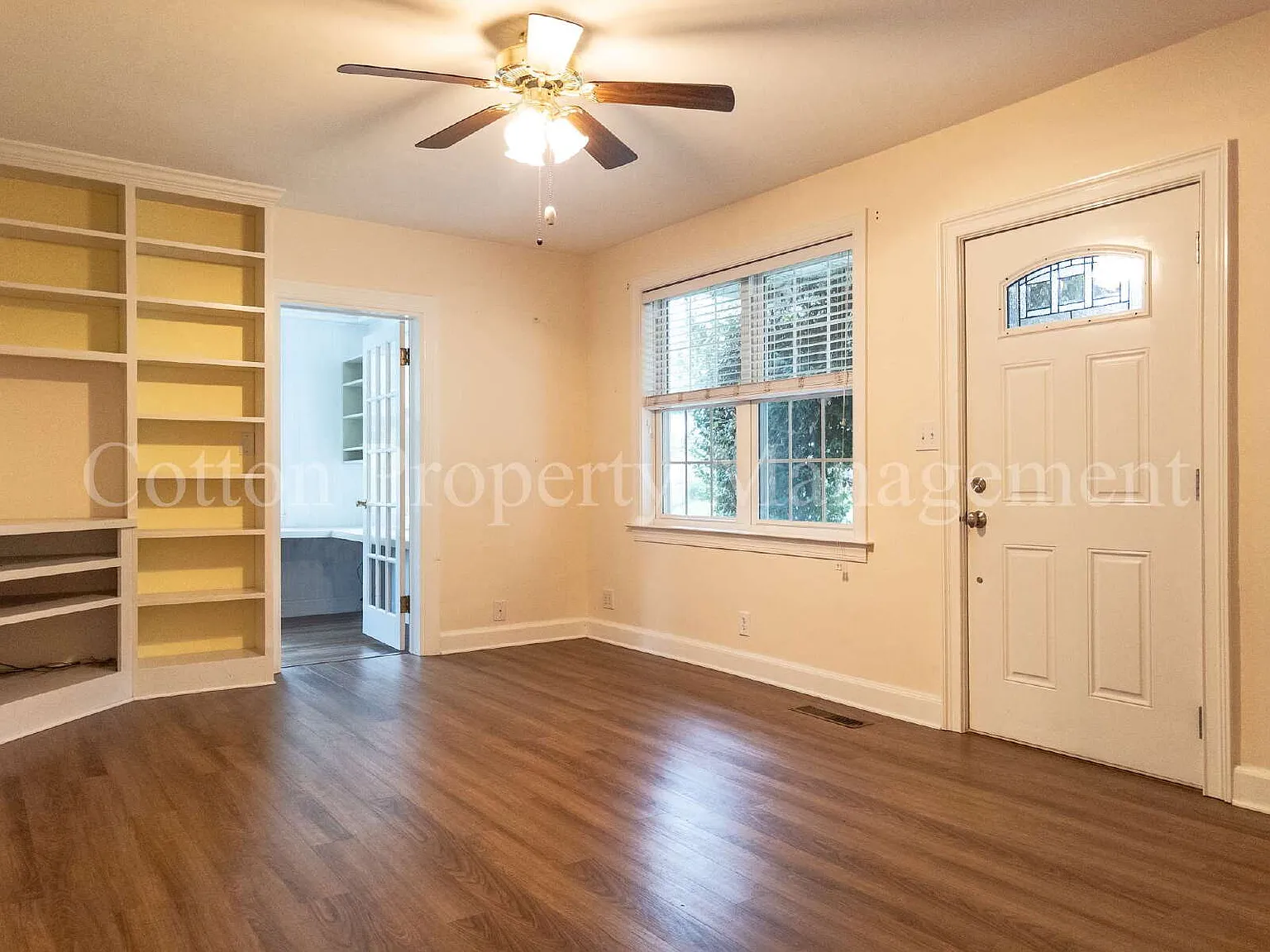 2 bed, 1.0 bath, 1032 sqft, $2,100 — Photo 3
